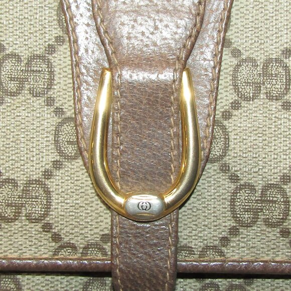 Gucci Brown Monogram Shoulder Bag - Picture 3 of 15